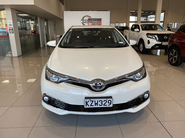 2017 Toyota Corolla Glx 1.8P/Cvt