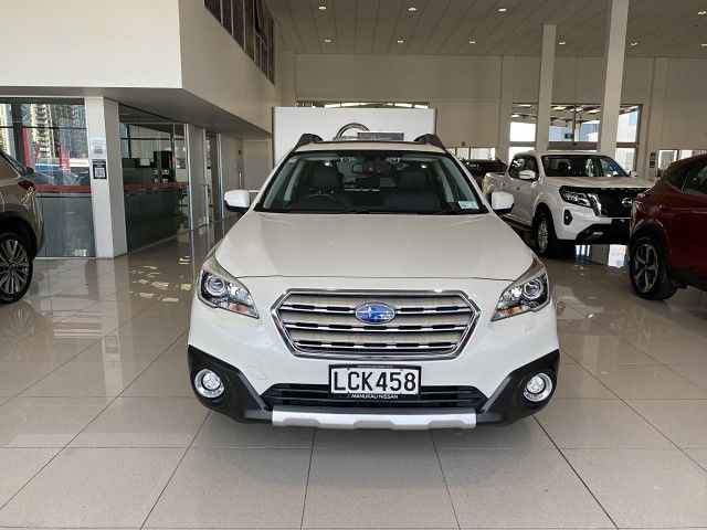 2017 Subaru Outback Premium 2.5P/4Wd