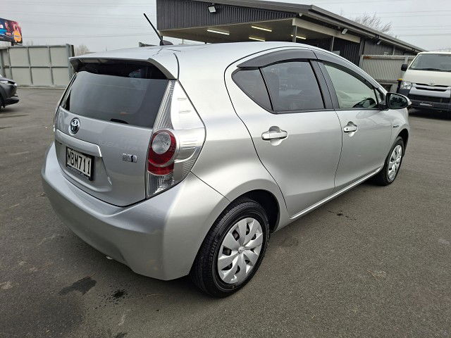 2013 Toyota Aqua