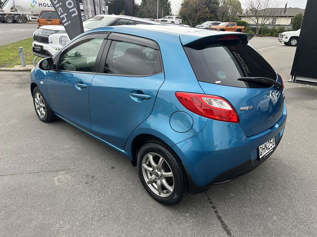 2012 Mazda Demio