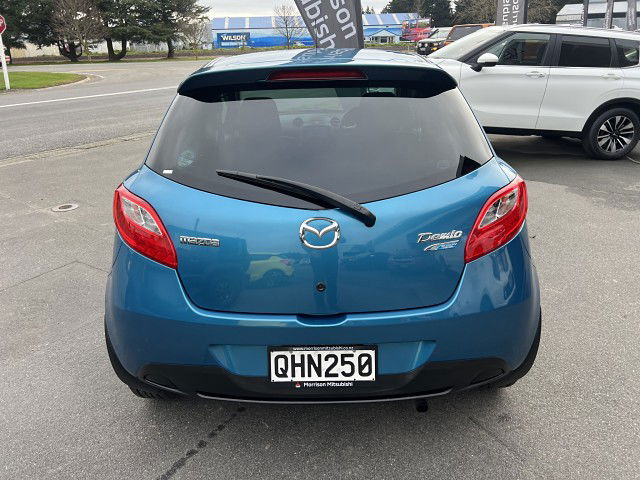2012 Mazda Demio