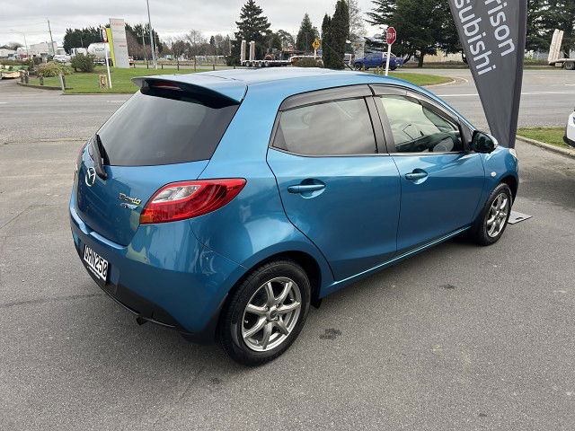2012 Mazda Demio