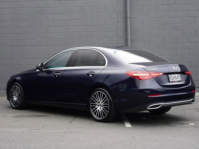 2023 Mercedes-Benz C 200 C-class Night Edition 1.5P 9A 4Dr Sedan