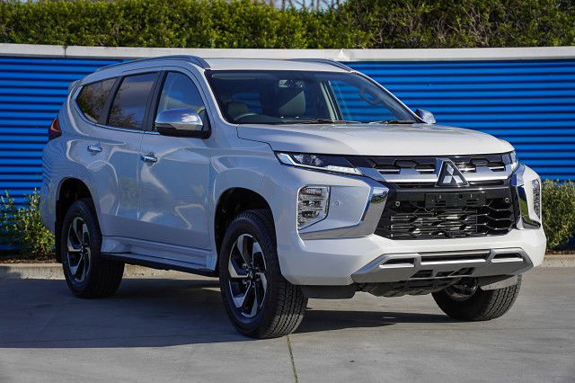 2025 Mitsubishi Pajero Sport 2.4D VRX 4WD 8AT