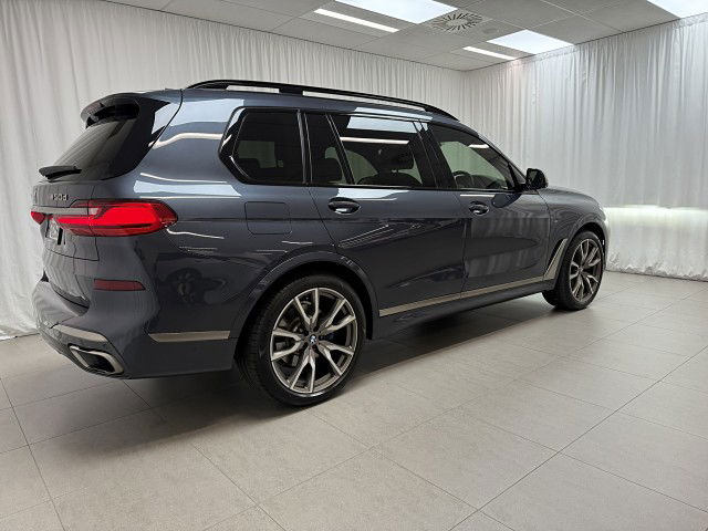 2021 BMW X7 M50d M Performance
