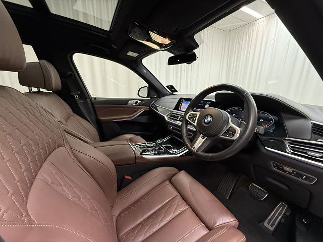 2021 BMW X7 M50d M Performance