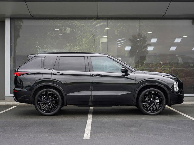 2025 Mitsubishi Outlander VRX 2.5 PETROL 2WD 7 SEAT SUV
