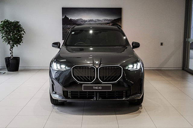 2025 BMW X3 30e xDrive