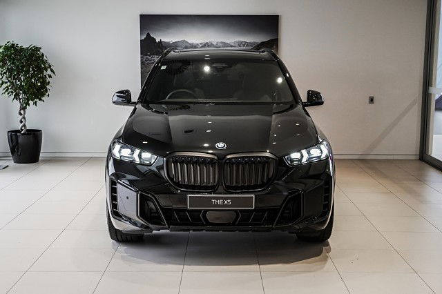 2025 BMW X5 xDrive50e