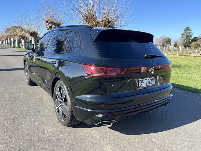 2025 Volkswagen Touareg V6S R-Line TDI 210kW