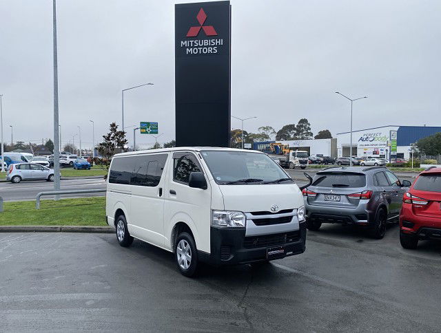 2020 Toyota 5DR PETROL