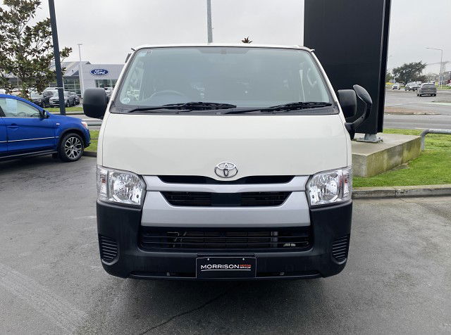 2020 Toyota 5DR PETROL