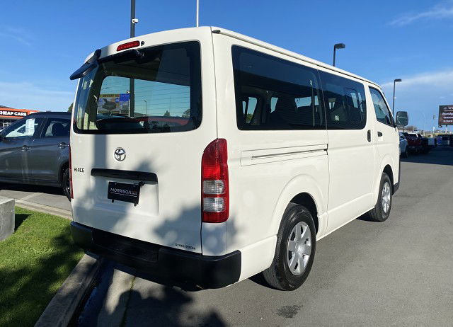 2022 Toyota Hiace 5DR PETROL
