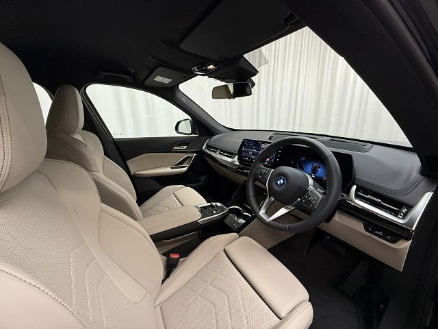 2025 BMW X1 22EF xDrive25e