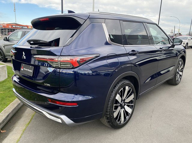 2025 Mitsubishi Outlander 2.5P VRX 2WD CVT