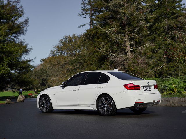 2017 BMW 3 Series 320I MSPORT 2.0P 8A 4Dr Sedan