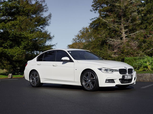 2017 BMW 3 Series 320I MSPORT 2.0P 8A 4Dr Sedan