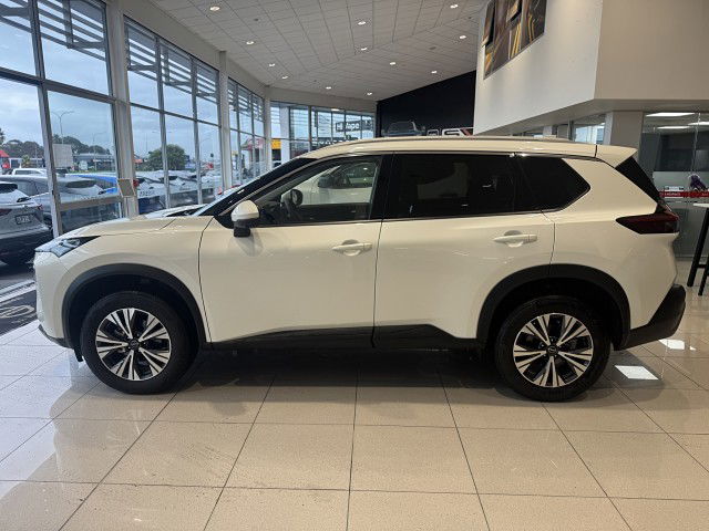 2025 Nissan X-Trail St-L 2.5P/Cvt