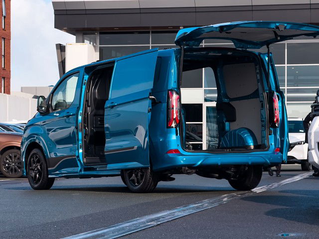 2025 Ford Transit Custom 320 Sport Awd