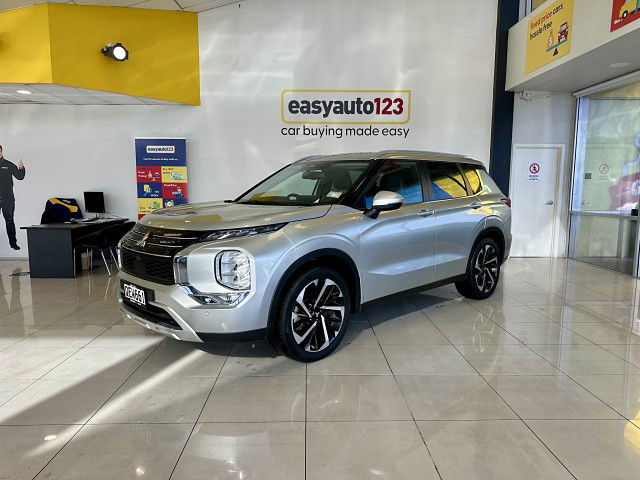 2023 Mitsubishi Outlander XLS 2.5P Auto