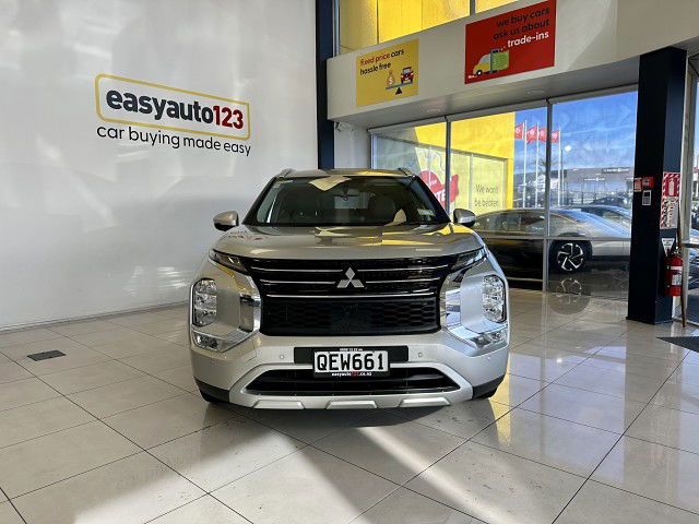 2023 Mitsubishi Outlander XLS 2.5P Auto
