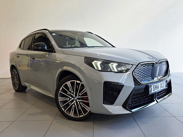 2025 BMW iX2 eDRIVE20 M Sport - Innovations Package