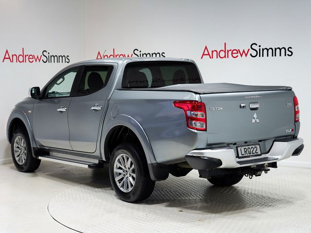 2018 Mitsubishi Triton GLX-R 2.4DT 2WD D/Cab 6M 4Dr Ute