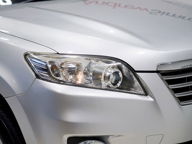2010 Toyota Vanguard 2.4L 4Dr Wagon