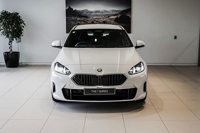 2025 BMW 120i 120 Hatch