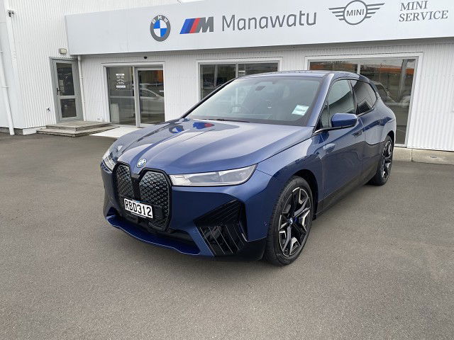 2025 BMW iX BMWi vehicles 40 Launch Edition