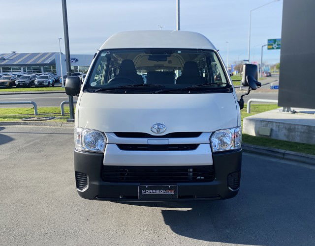 2018 Toyota Hiace 5DR DIESEL HIGHROOF 4WD
