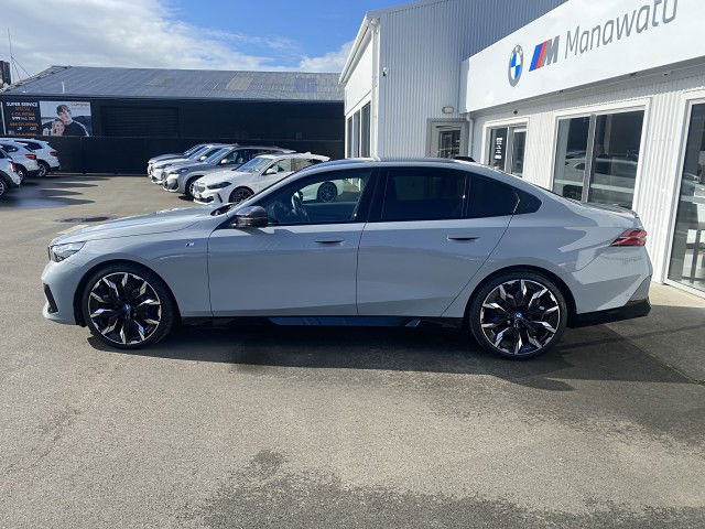 2024 BMW 5 Series I5