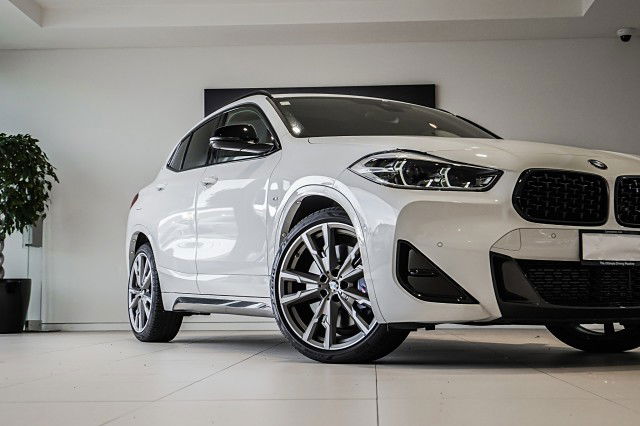 2022 BMW X2 M35i M Performance