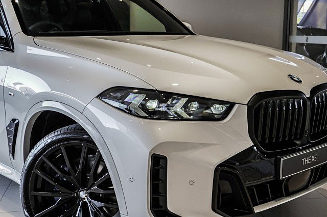 2025 BMW X5 xDrive30d