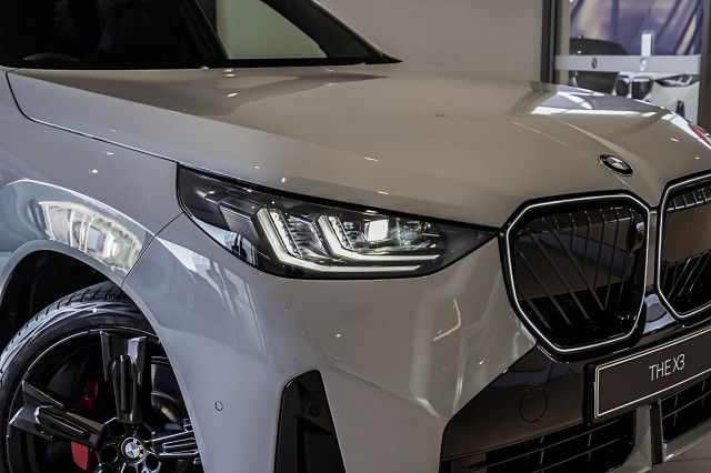 2025 BMW X3 30e xDrive