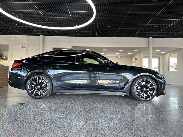 2022 BMW i4 M50